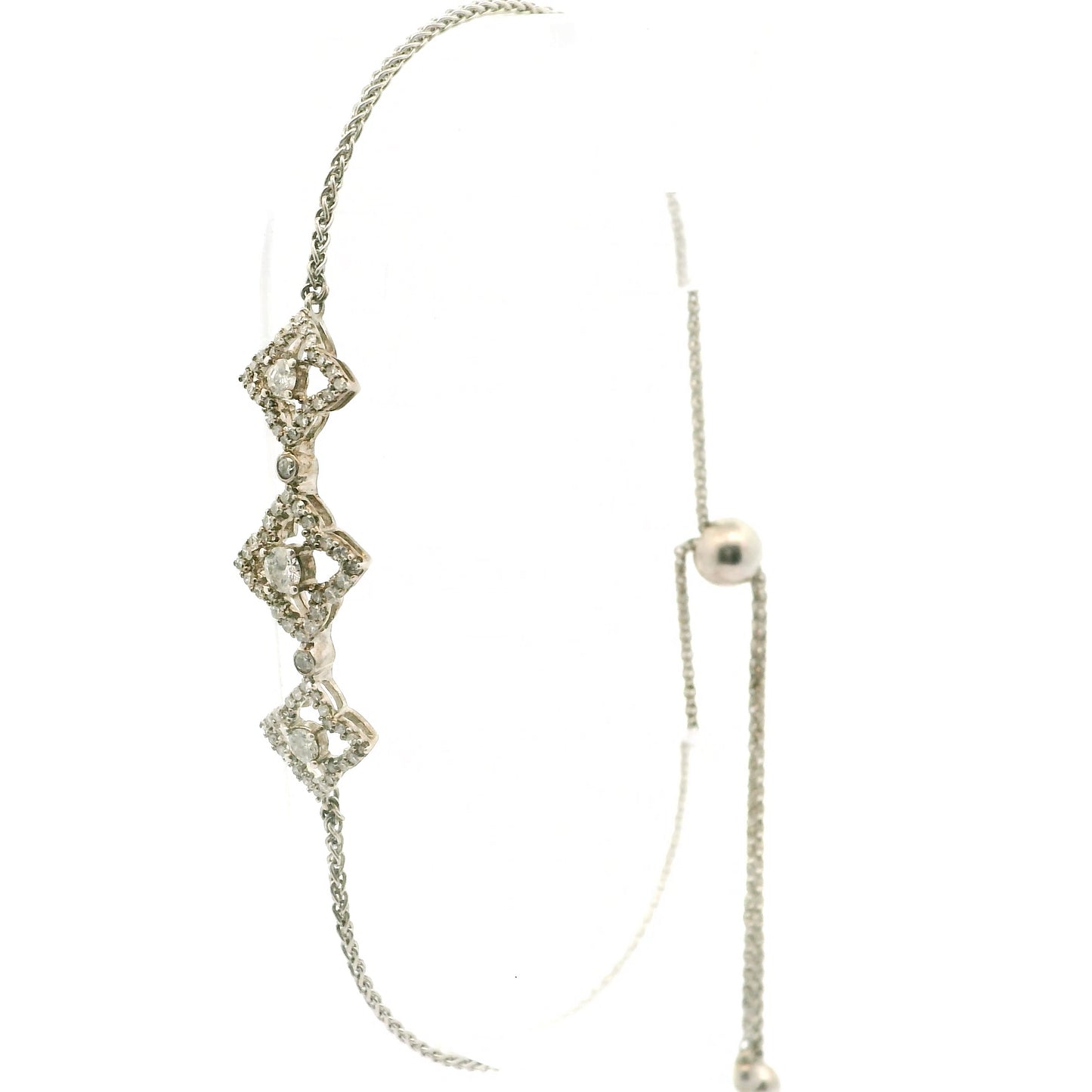 Infinite Blossom Bracelet 0628893-5
